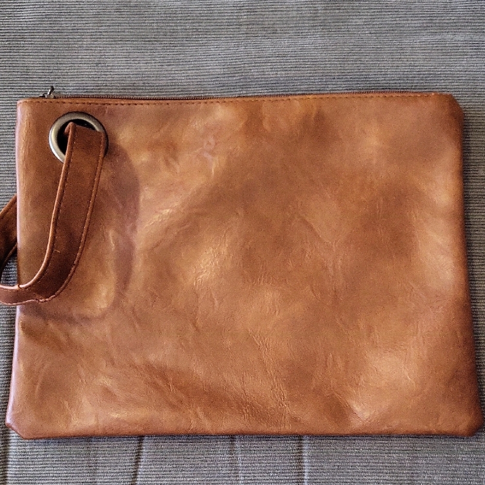 Brown NWOT Women's Large Clutch